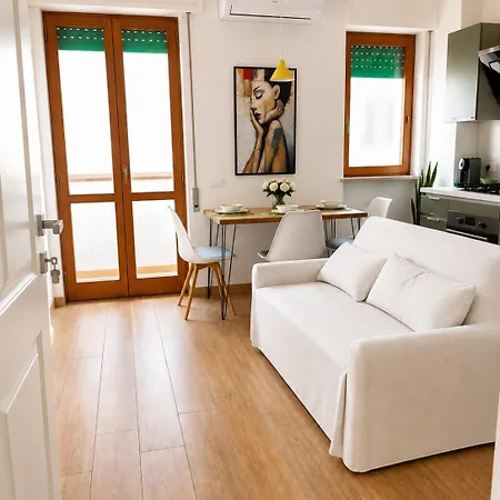 Qhouse * Quartu SantʼElena